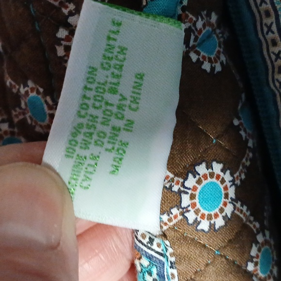 Vera Bradley cotton carryall. - Picture 13 of 13